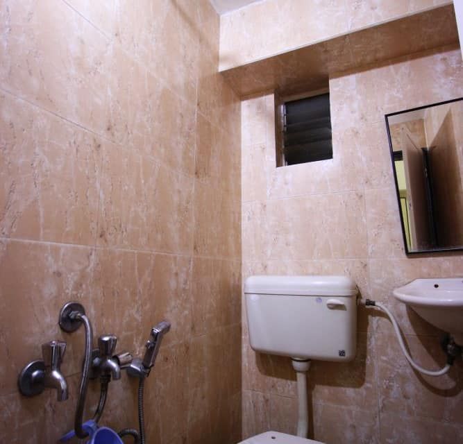 Side Image 2