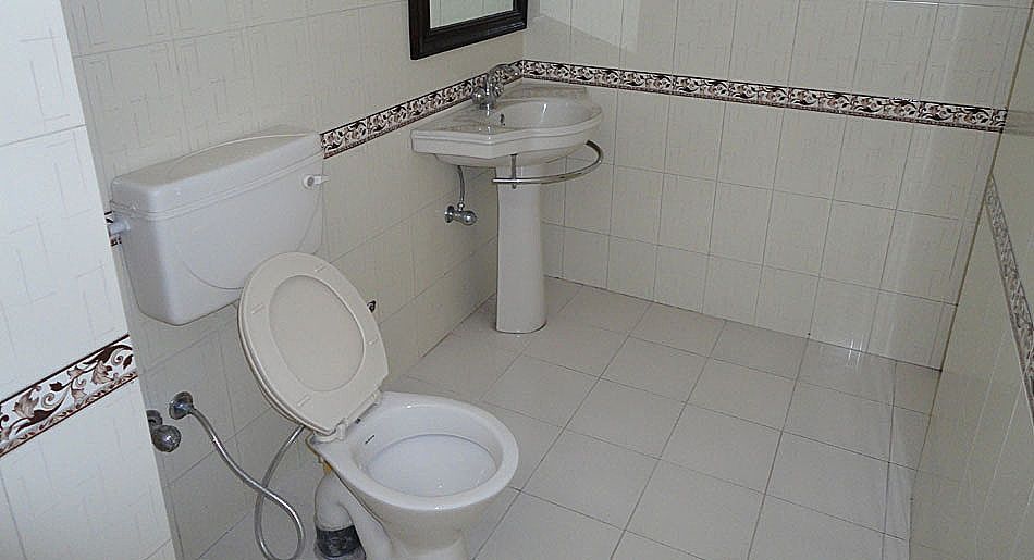 Krishna Palace - A Heritage Boutique Hotel  Deluxe Double or Twin Room A/c 5