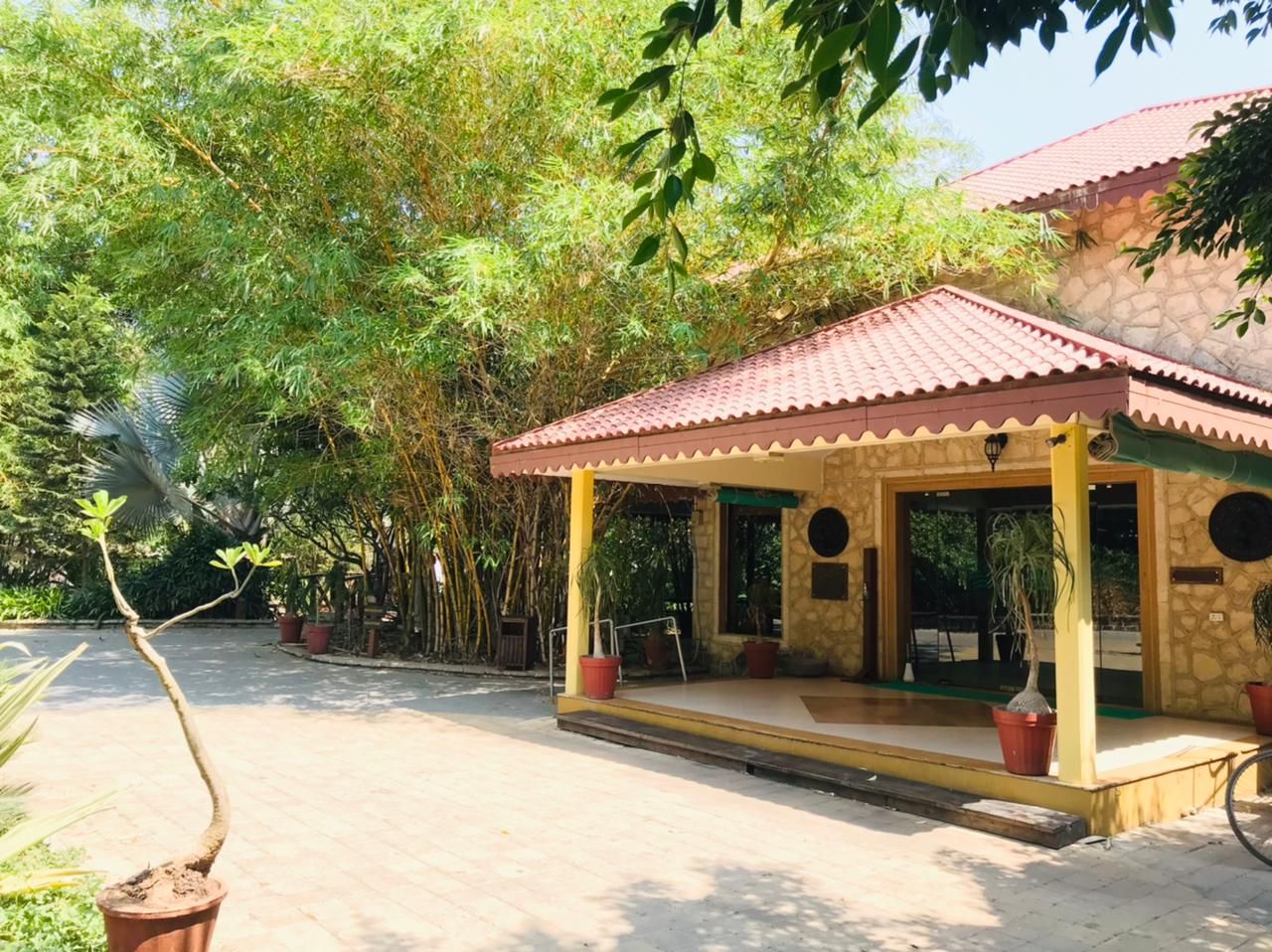 Hotel Exterior