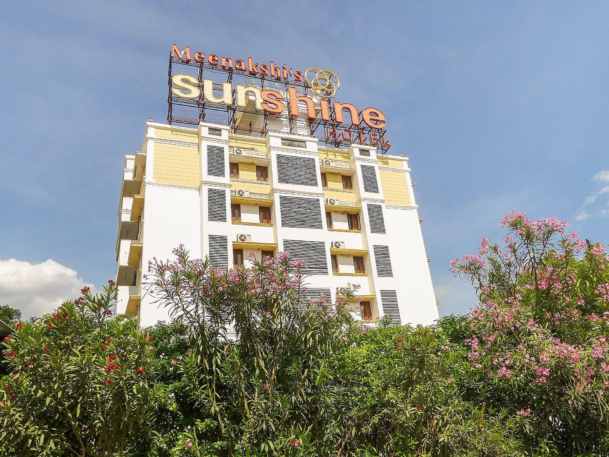 undefined Meenakshi's Sunshine Hotel 10