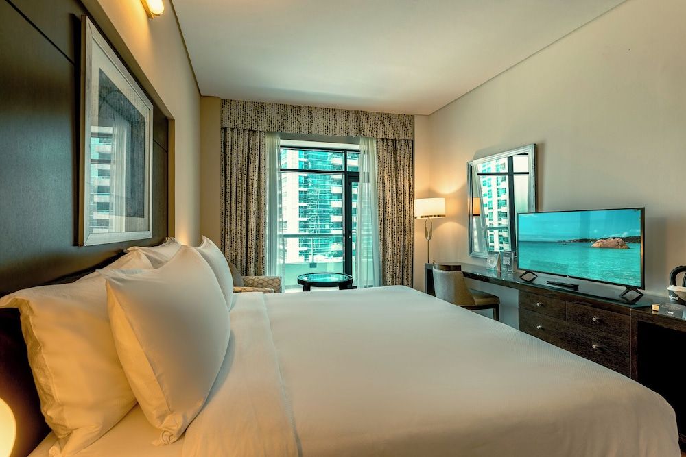 TIME Oak Hotel & Suites Deluxe King 2