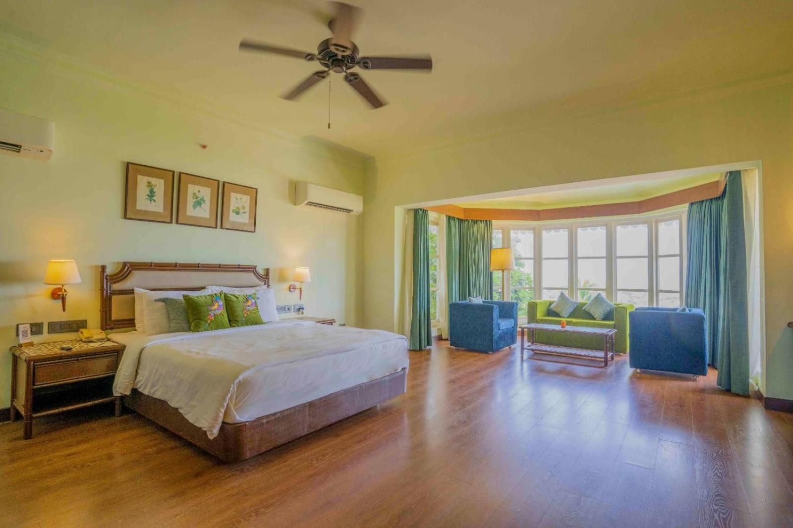 Premium Room Garden View King Bed