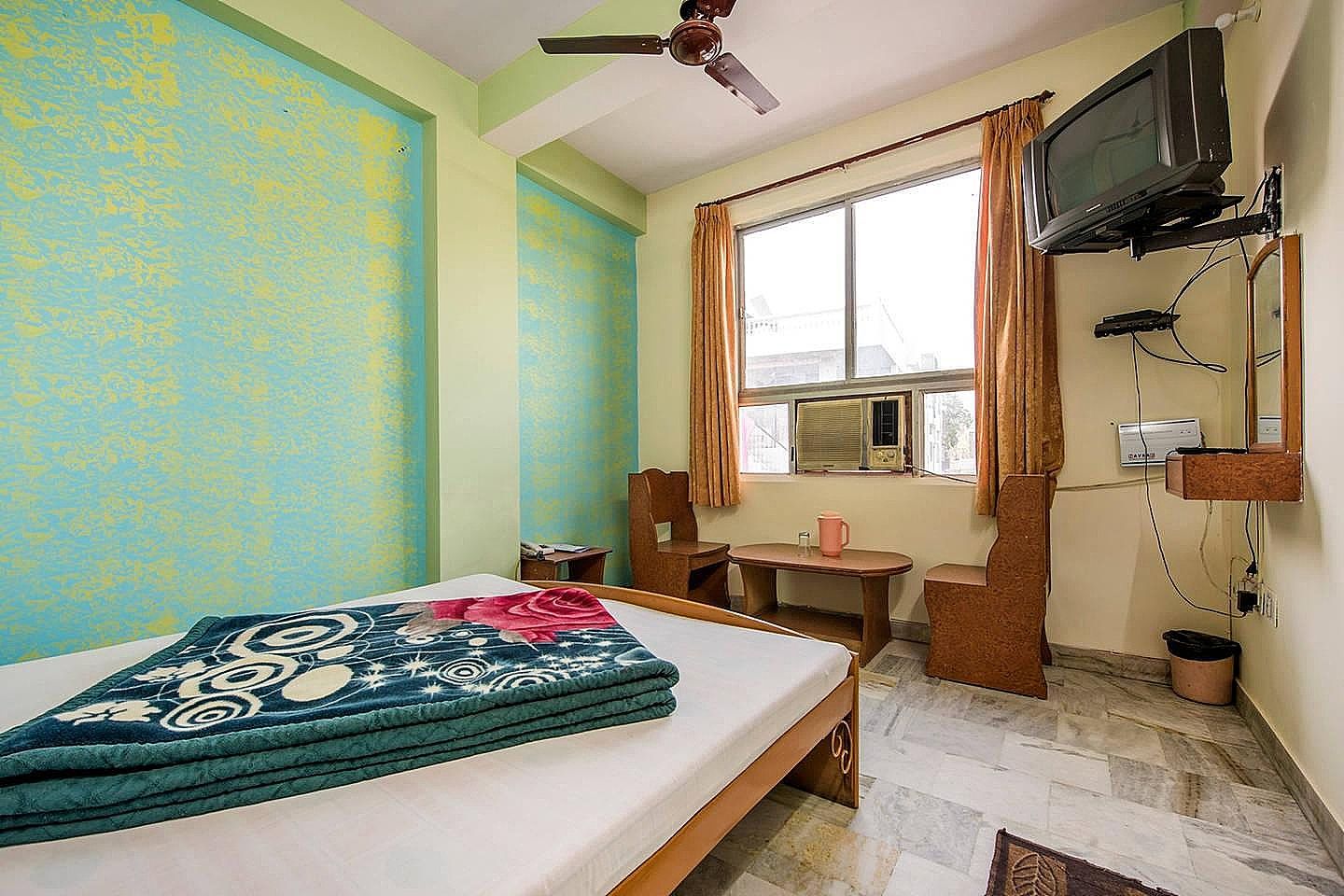 Hotel Ganga Kripa Non AC Double Bed Room 6