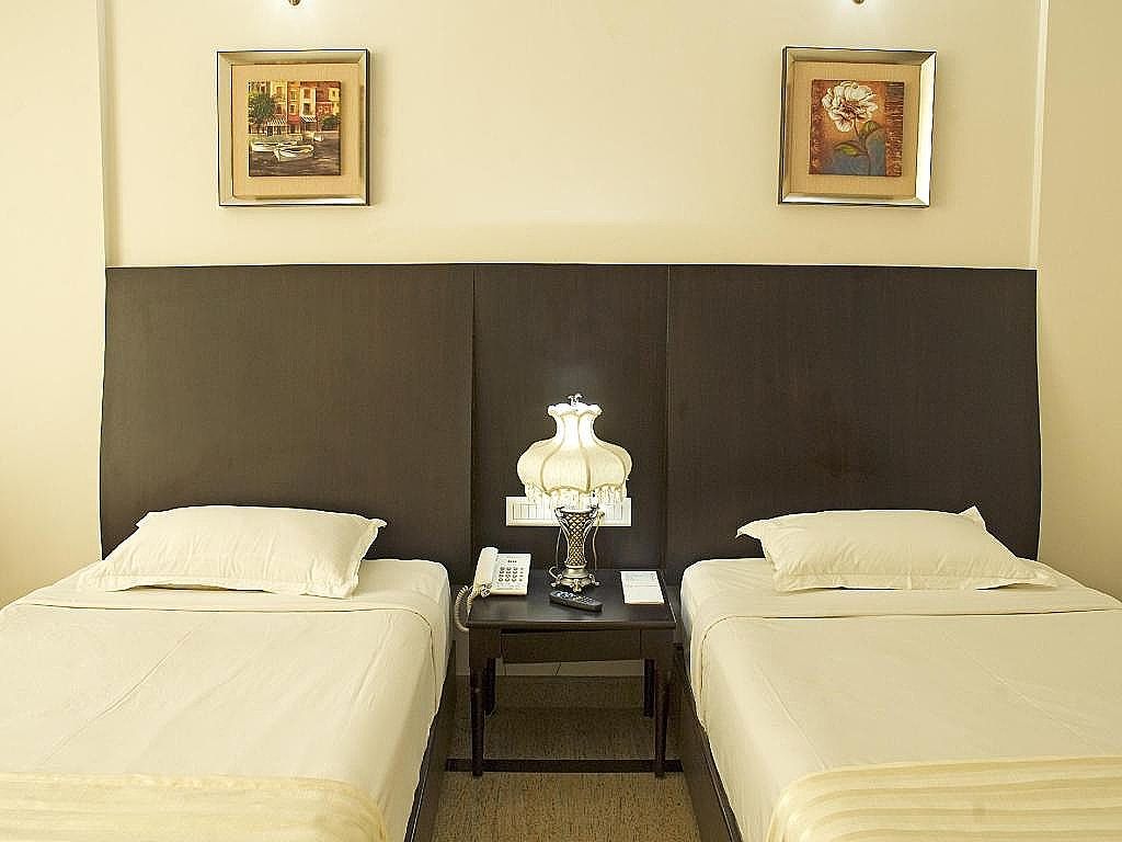 KR Inn, Krishnarajapuram Executive Twin Bed 3
