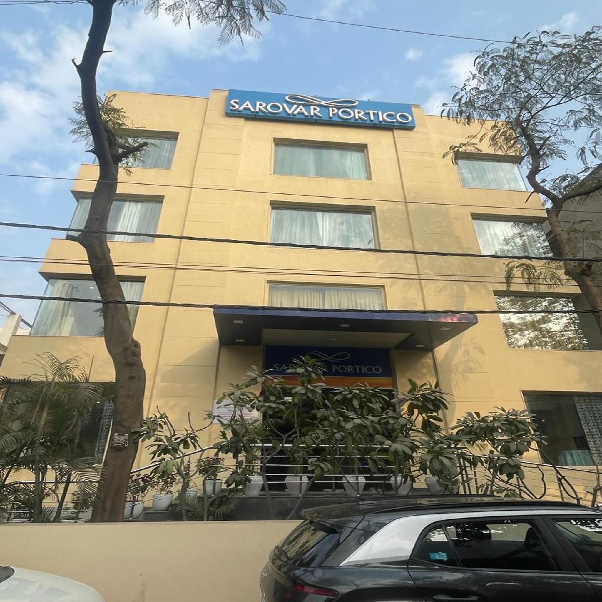 undefined Sarovar Portico Naraina - A Sarovar Hotel 10