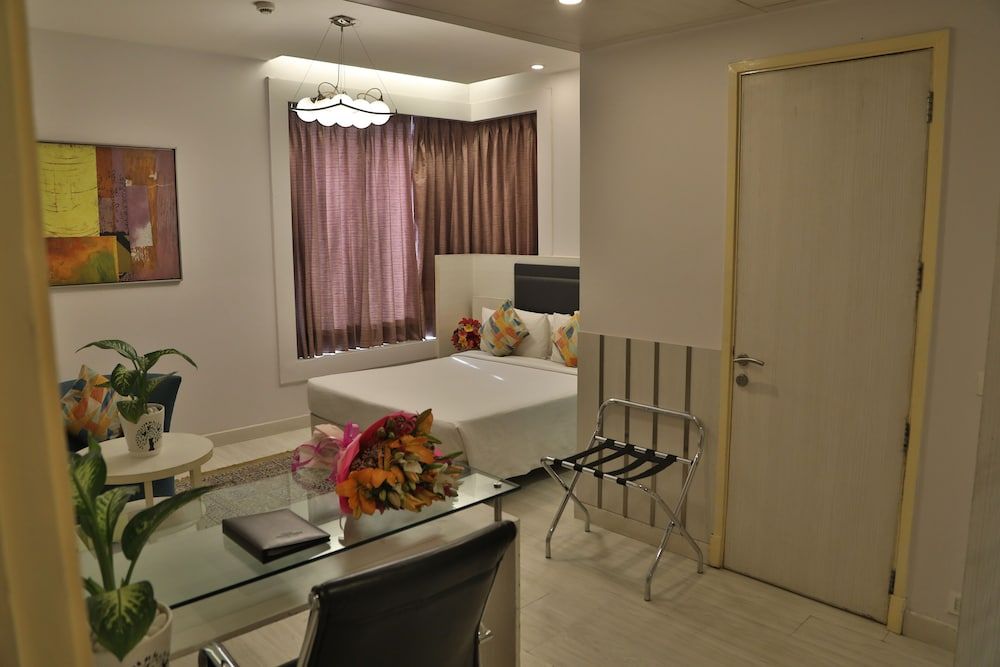 Deluxe Single Room - ICICI Bank - YCHS