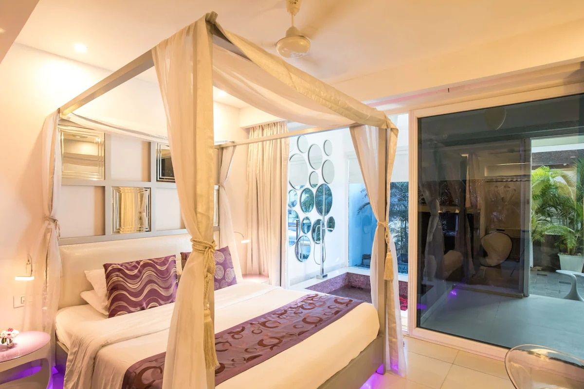 The Park Calangute Goa Deluxe Room with Balcony (Smoking) 3