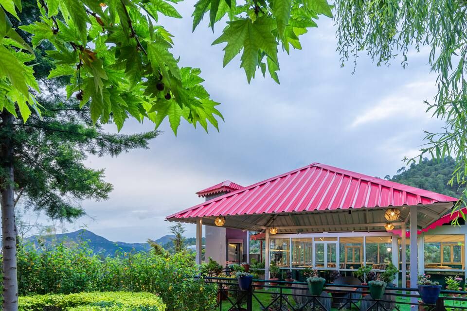 Sky_High_Restaurant_2_9Eg3DC