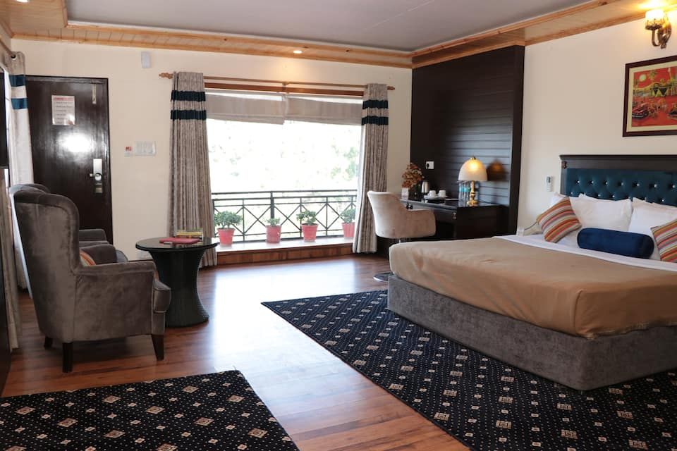 County Inn Maple Chail Executive Room