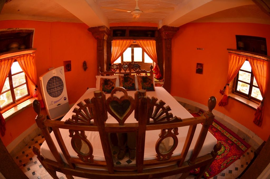 Deepak Hotel & Restaurant Deluxe 5