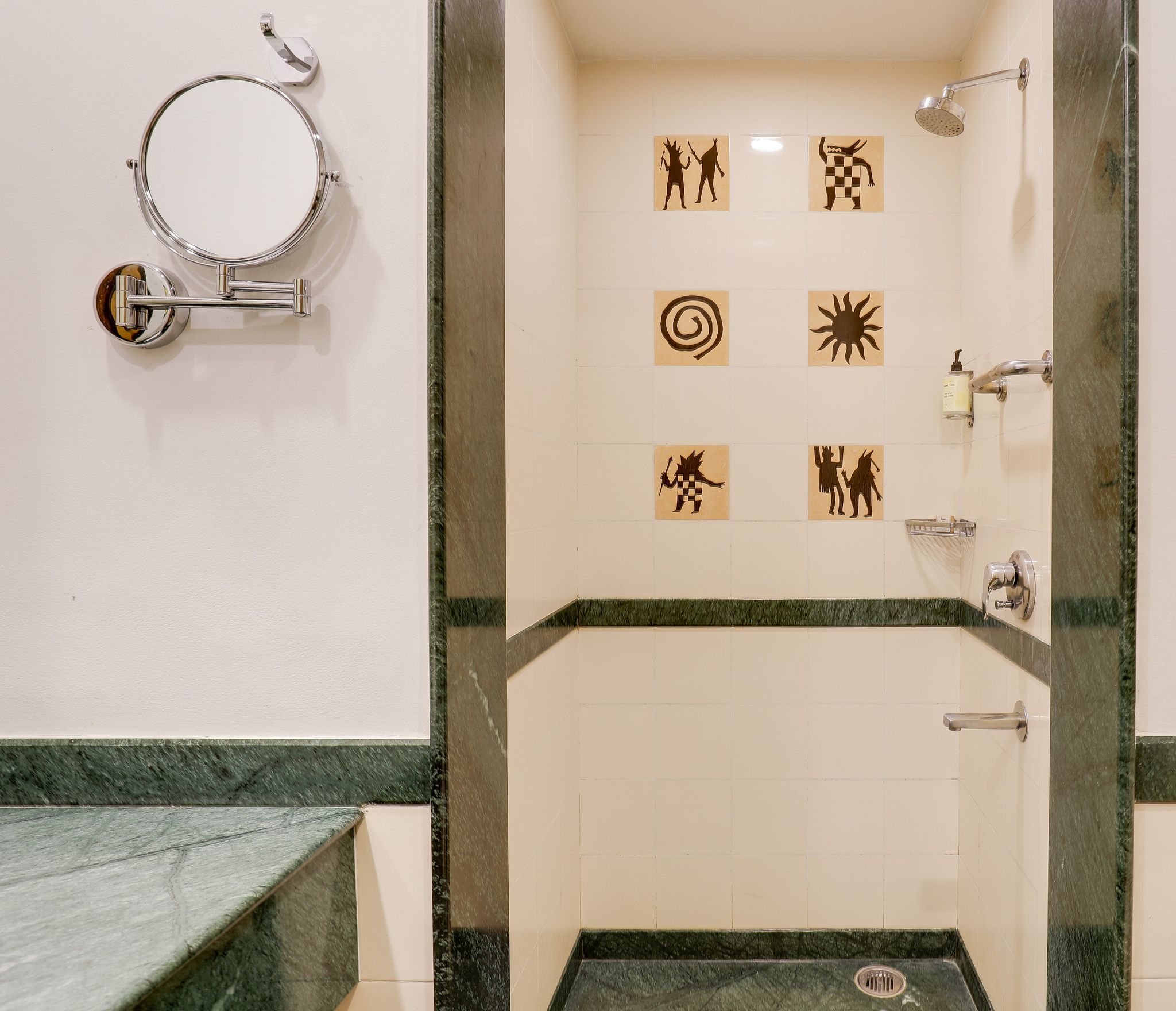 Lemon Tree Hotel, Chandigarh Superior King Room 9