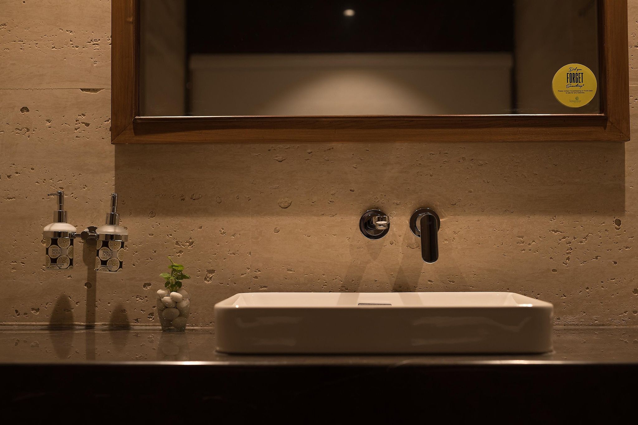 Lemon Tree Hotel, Chandigarh Superior King Room 5