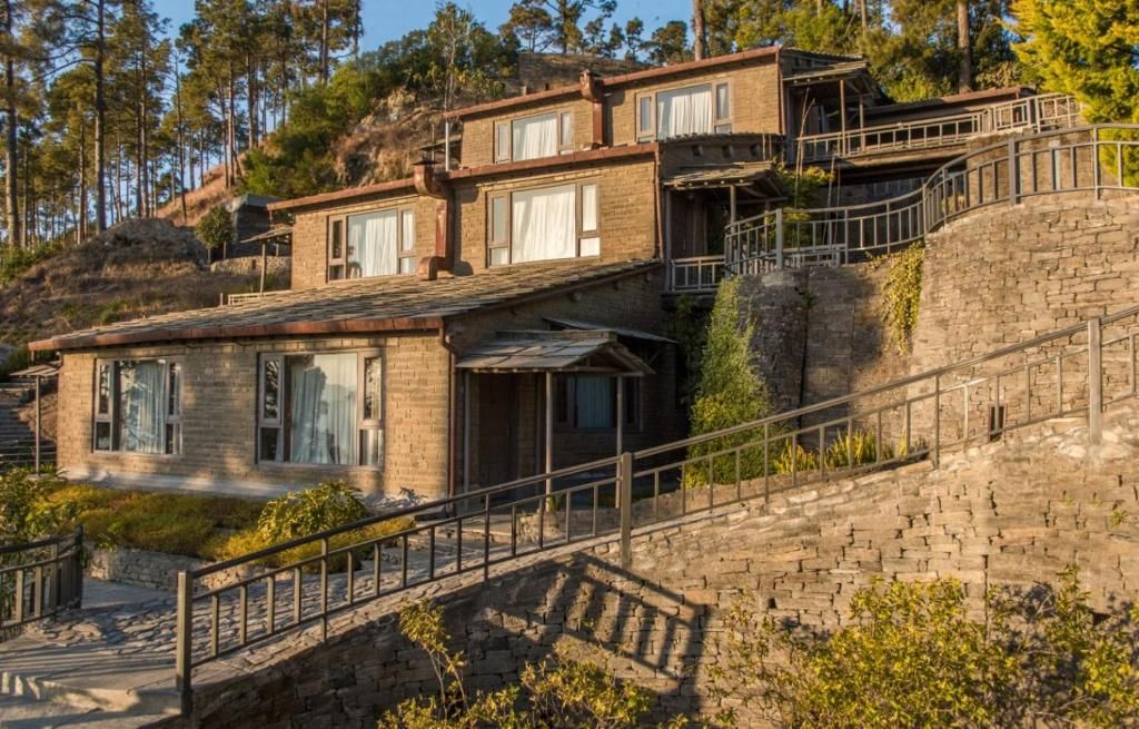undefined Imperial Heights Binsar 6