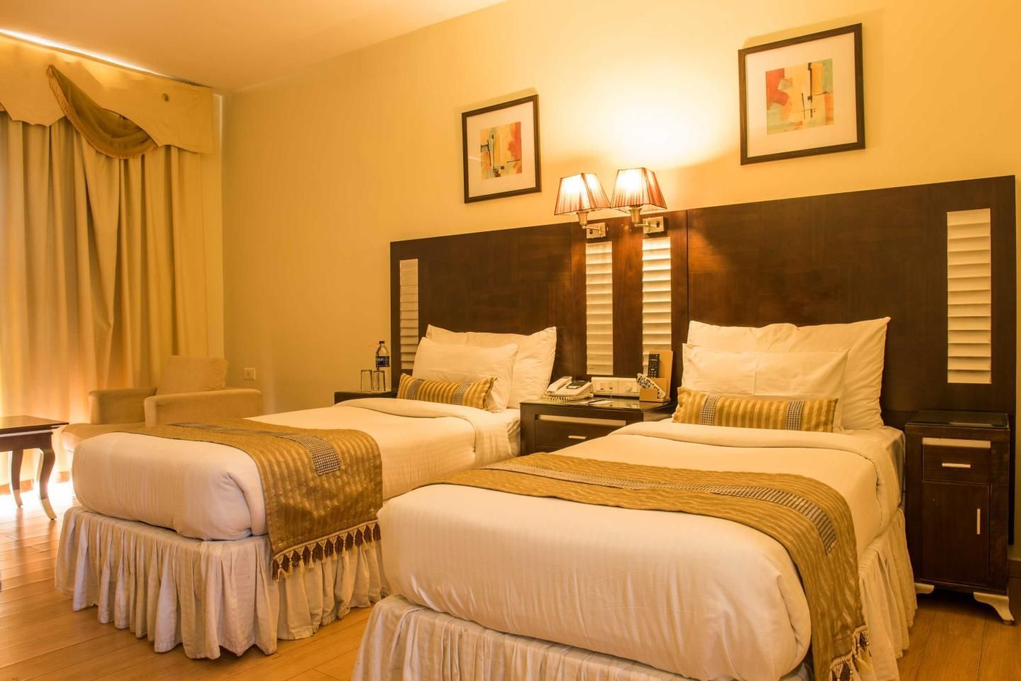 The Red Maple Cottage 2