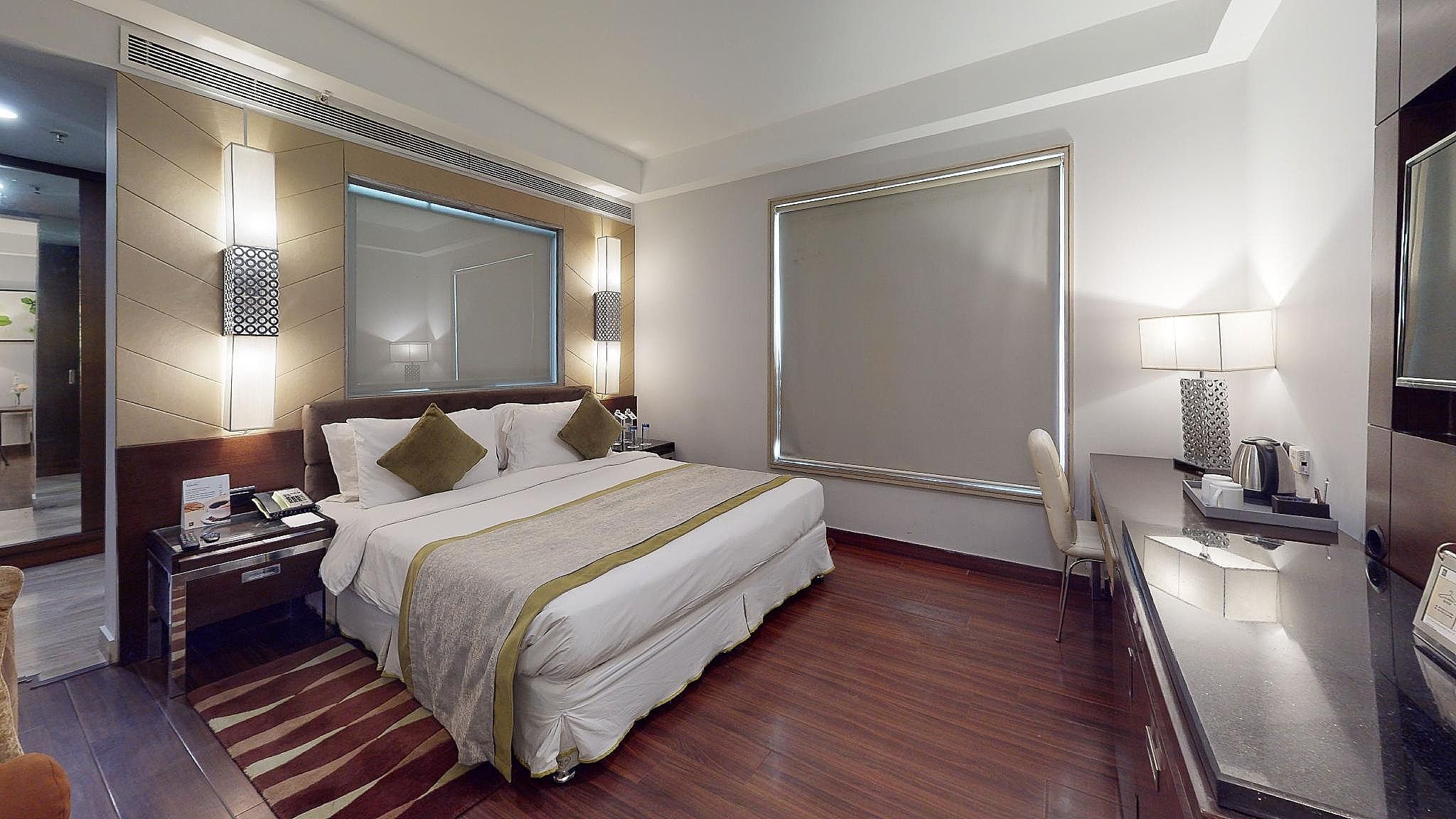 Quality Inn Gurgaon Standard Twin Room 2