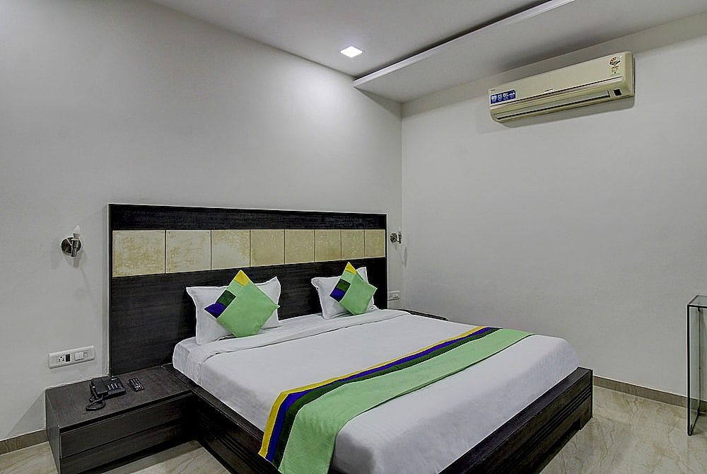 Treebo Shembekars Inn Economy Room 2