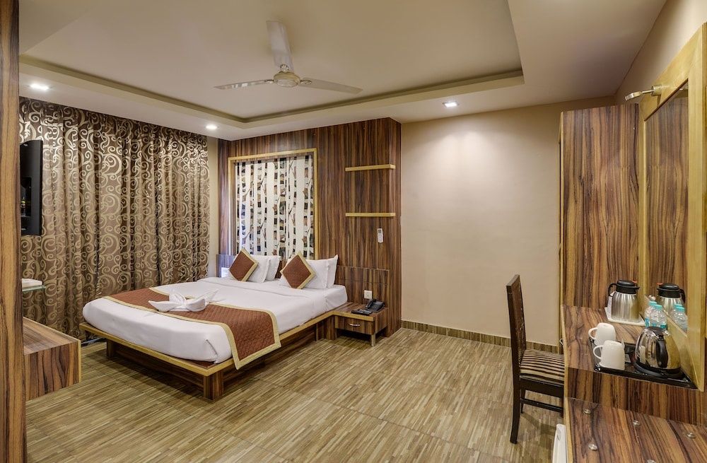 The Royal Melange Beacon, Ajmer Deluxe Room 2