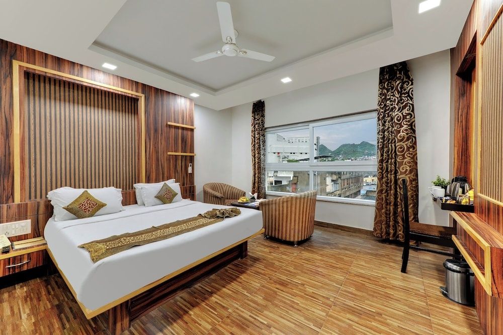 The Royal Melange Beacon, Ajmer Deluxe Room