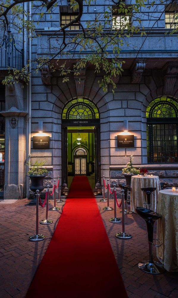 undefined Taj Cape Town 4