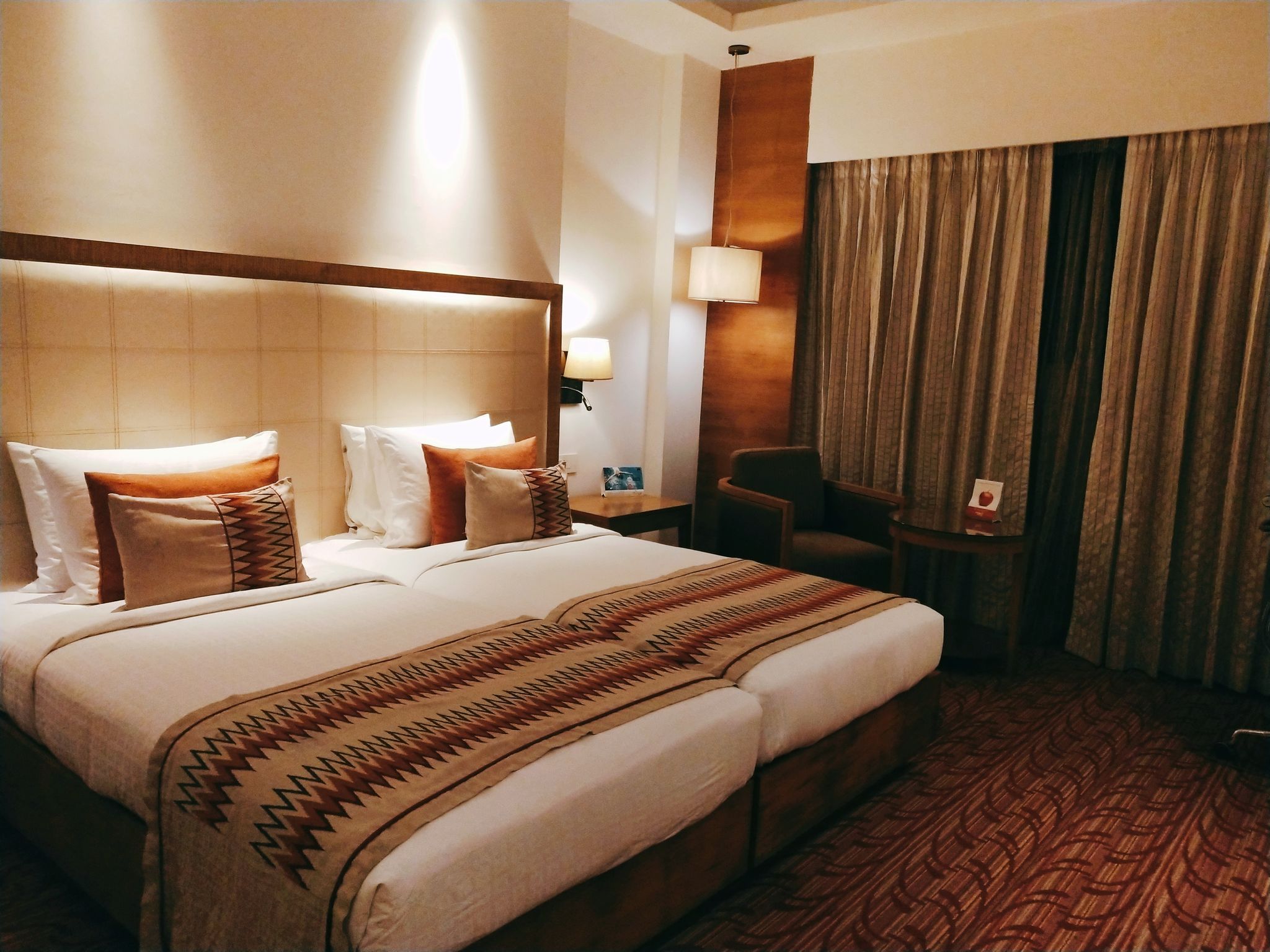 Pride Plaza Hotel Kolkata DELUXE TWIN ROOM 4