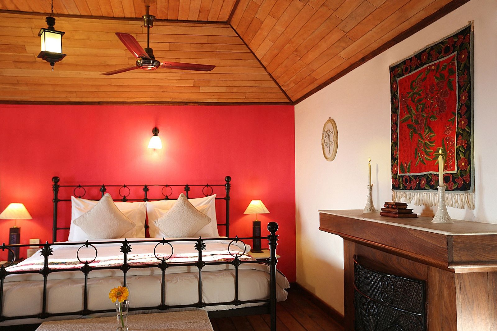 Rokeby Manor Premium Villa - The Log Cabin 2