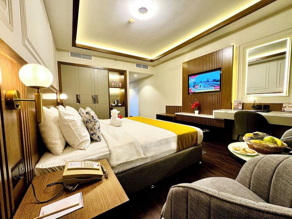 Fortune Plaza Hotel Deluxe Double or Twin Room 14