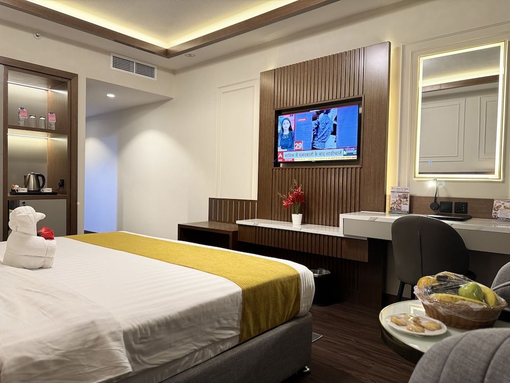 Fortune Plaza Hotel Deluxe Double or Twin Room 5