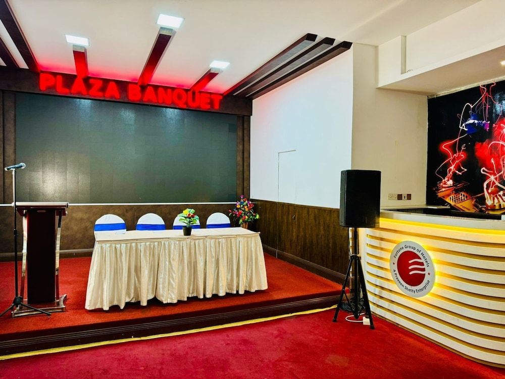 undefined Fortune Plaza Hotel 5
