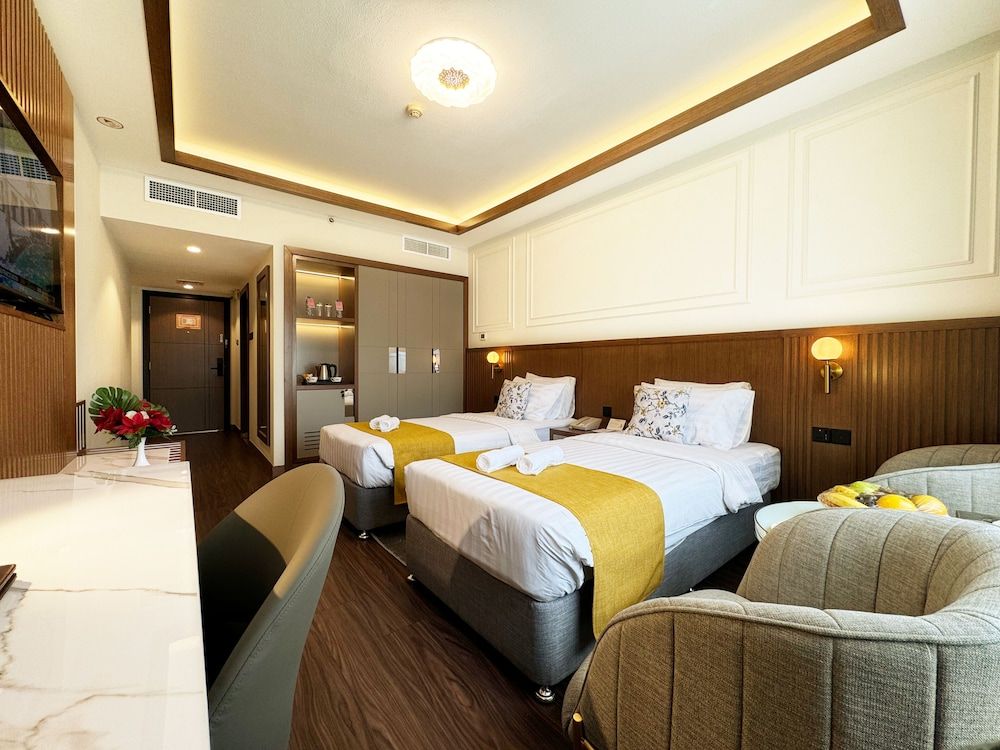 Fortune Plaza Hotel Deluxe Double or Twin Room 4