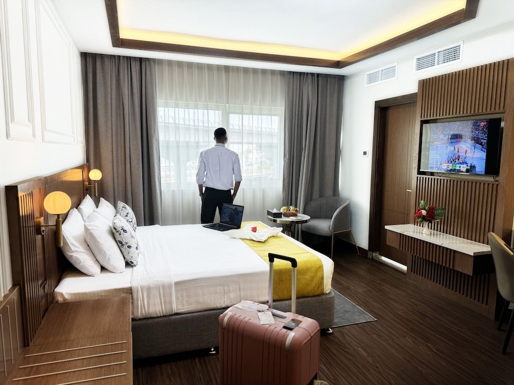 Fortune Plaza Hotel Deluxe Double or Twin Room 13