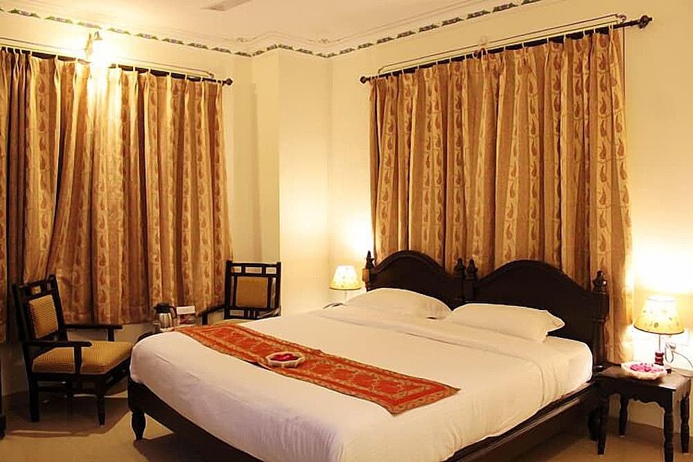Hotel Mahima Palace