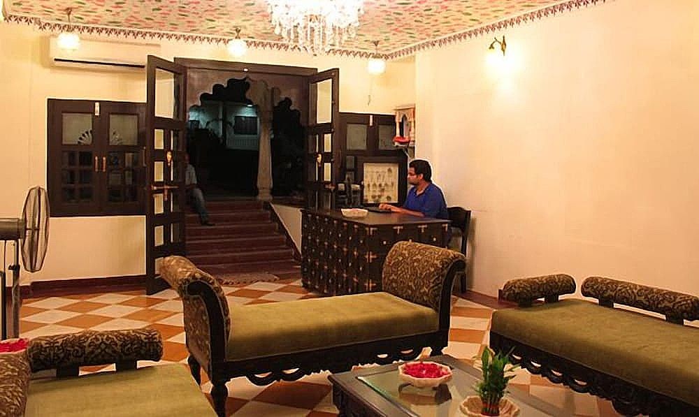 Hotel Mahima Palace