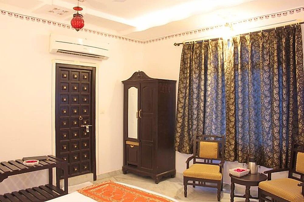 Hotel Mahima Palace