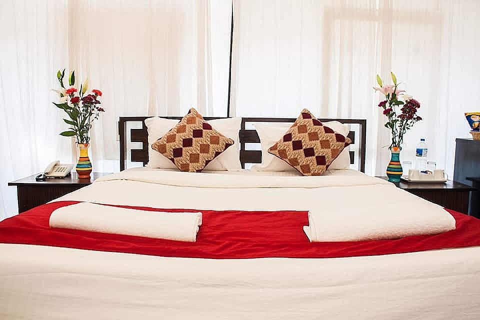 undefined La Cabana Beach Resort, A Beachfront Resort 5
