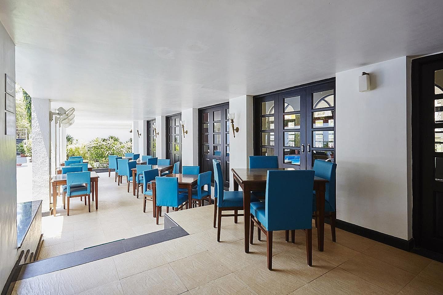 Food & Dining