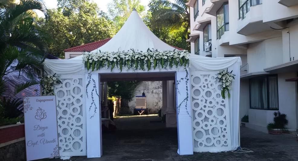 undefined Srichackra International 7