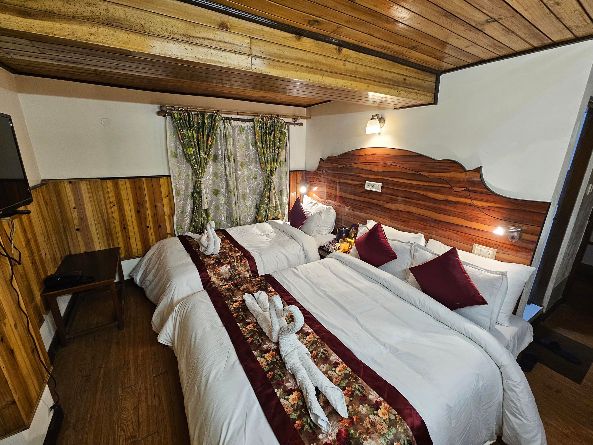 undefined Golden Heights Enclave 6