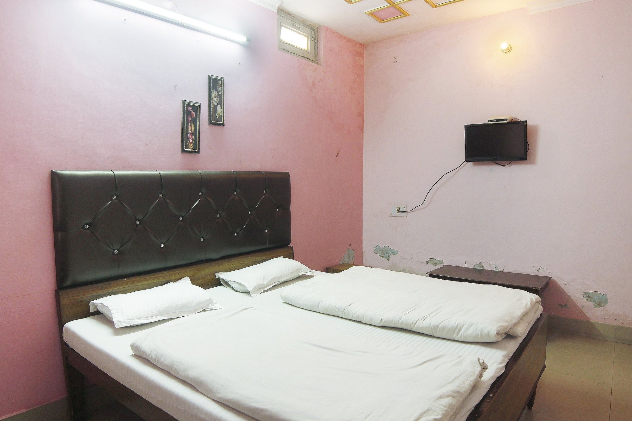 Double Bed A.C. Room