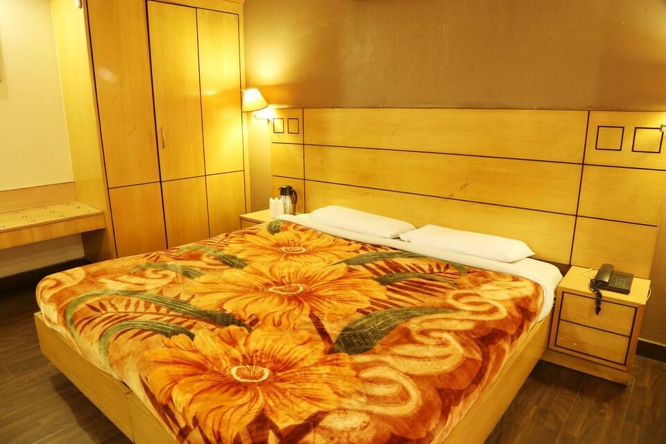 Super Deluxe Bedroom