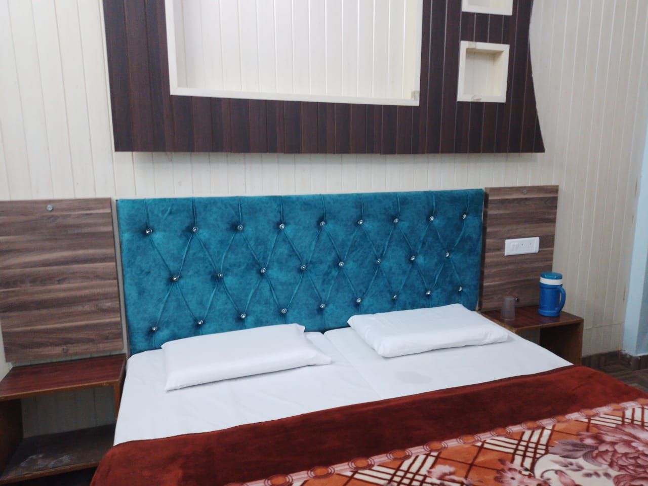 Hotel Ishan Standard Double Room with Fan 9