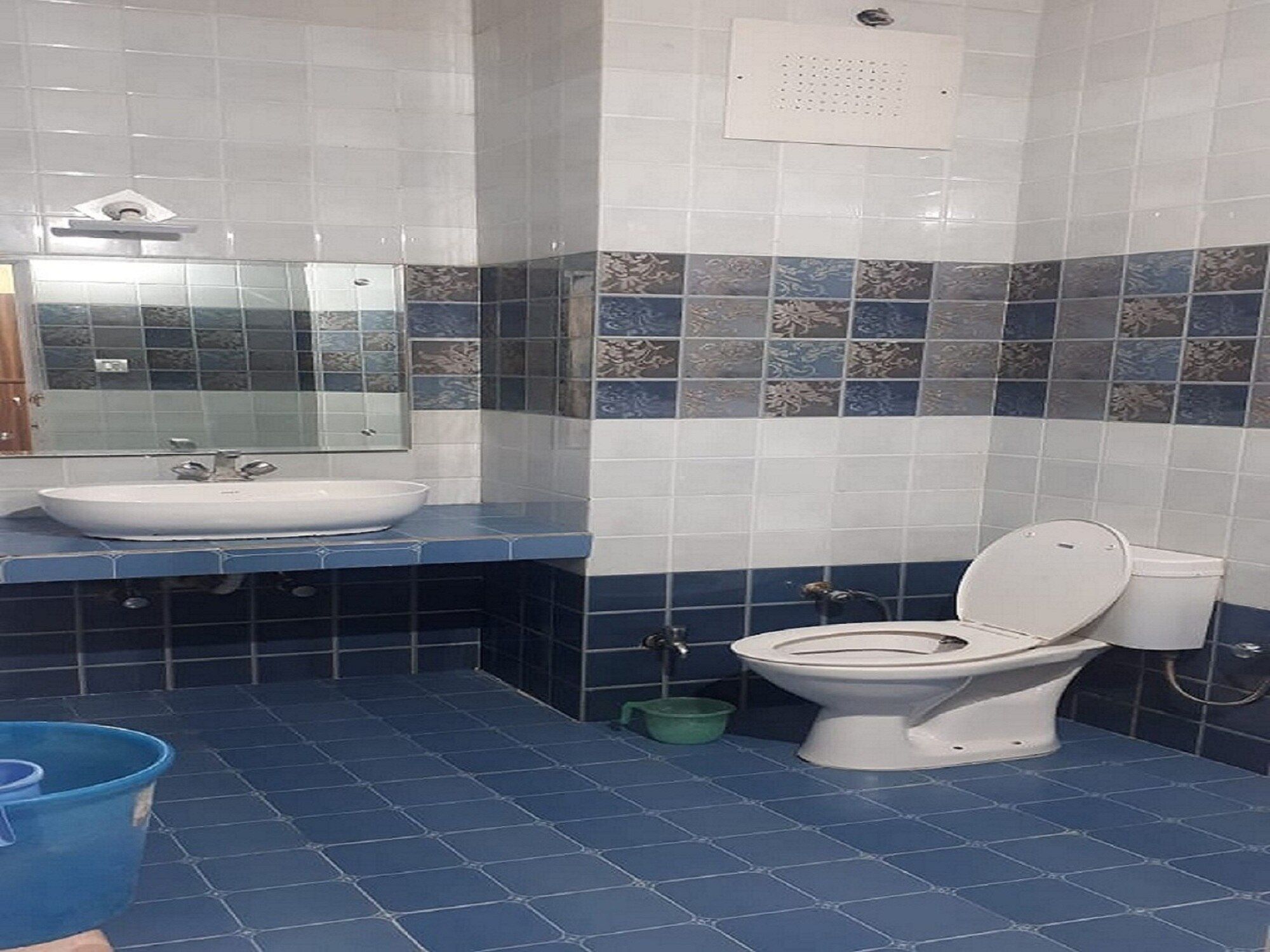Hotel Ishan Standard Double Room with Fan 13