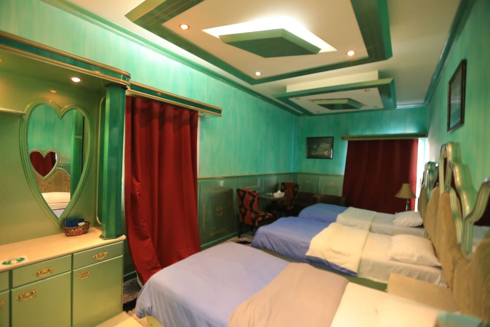 undefined Sun City International Hotel 7