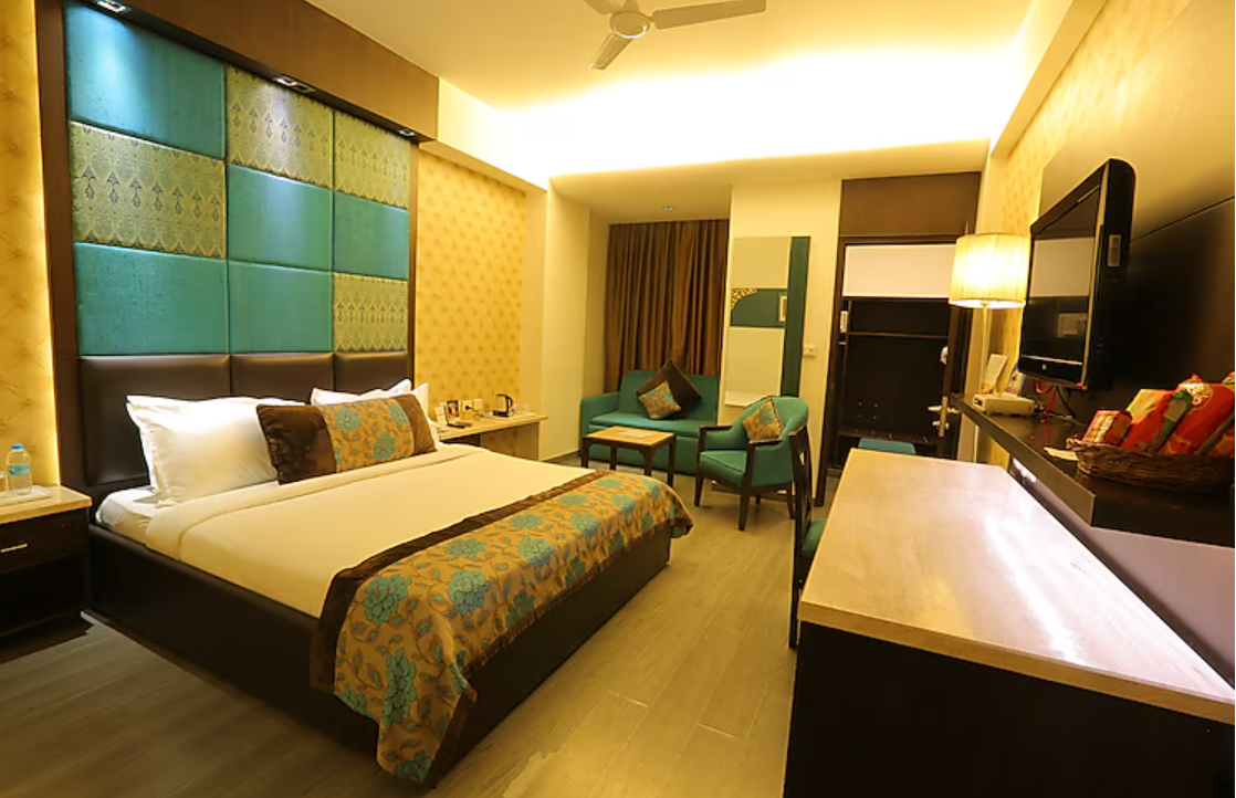 Royal Club room
