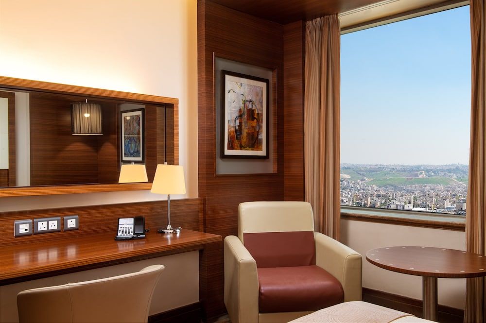 Crowne Plaza Amman by IHG Standard Room 5