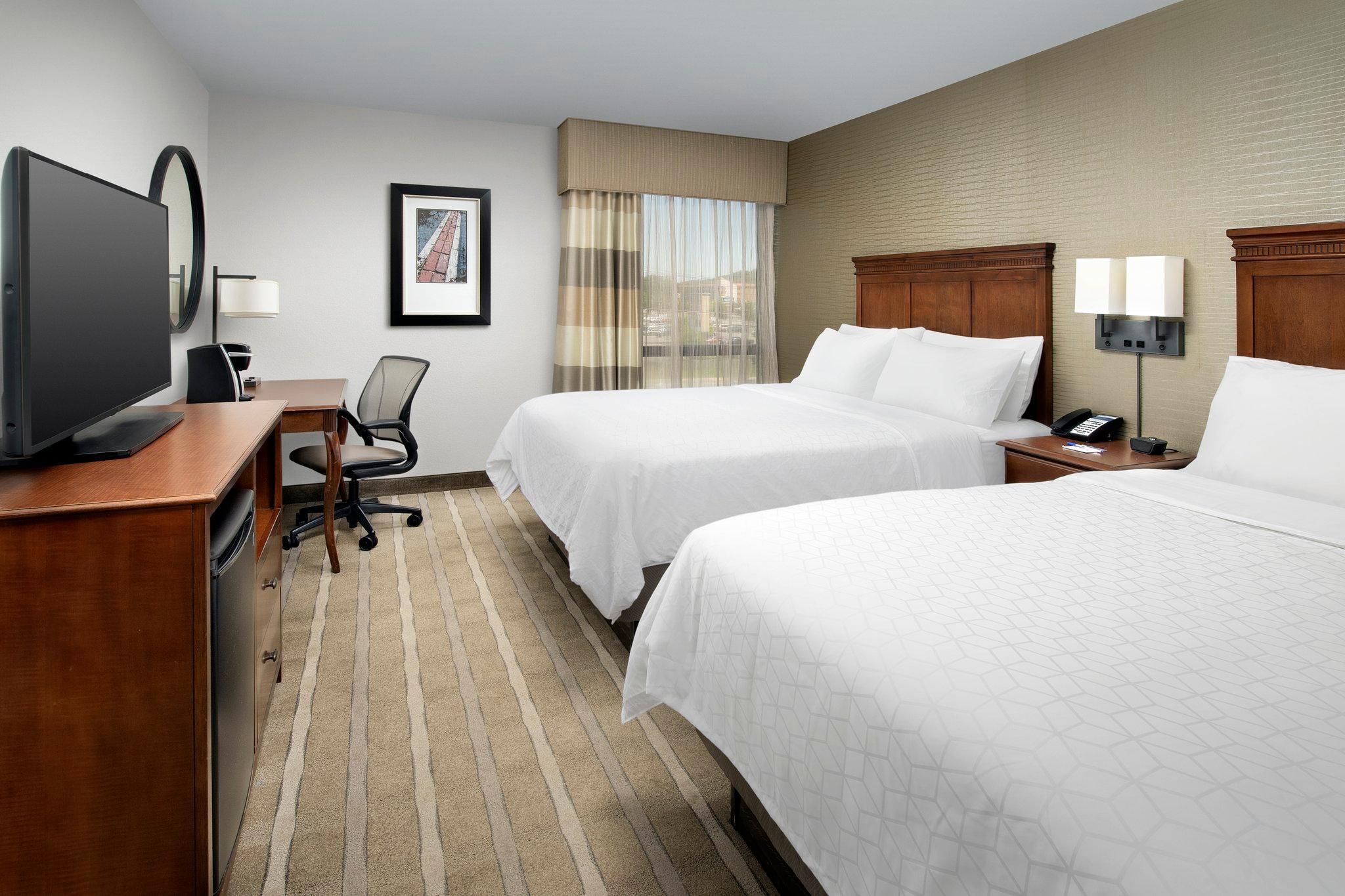 2 Bed Hearing Accessible Non-smoking
