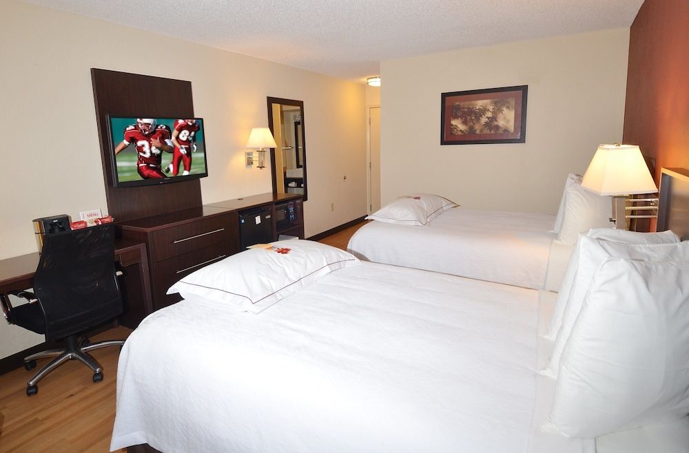 Red Roof Inn PLUS+ & Suites Opelika Premium Room, 2 Double Beds (Upgraded Bedding & Snack, Smoke Free) 5