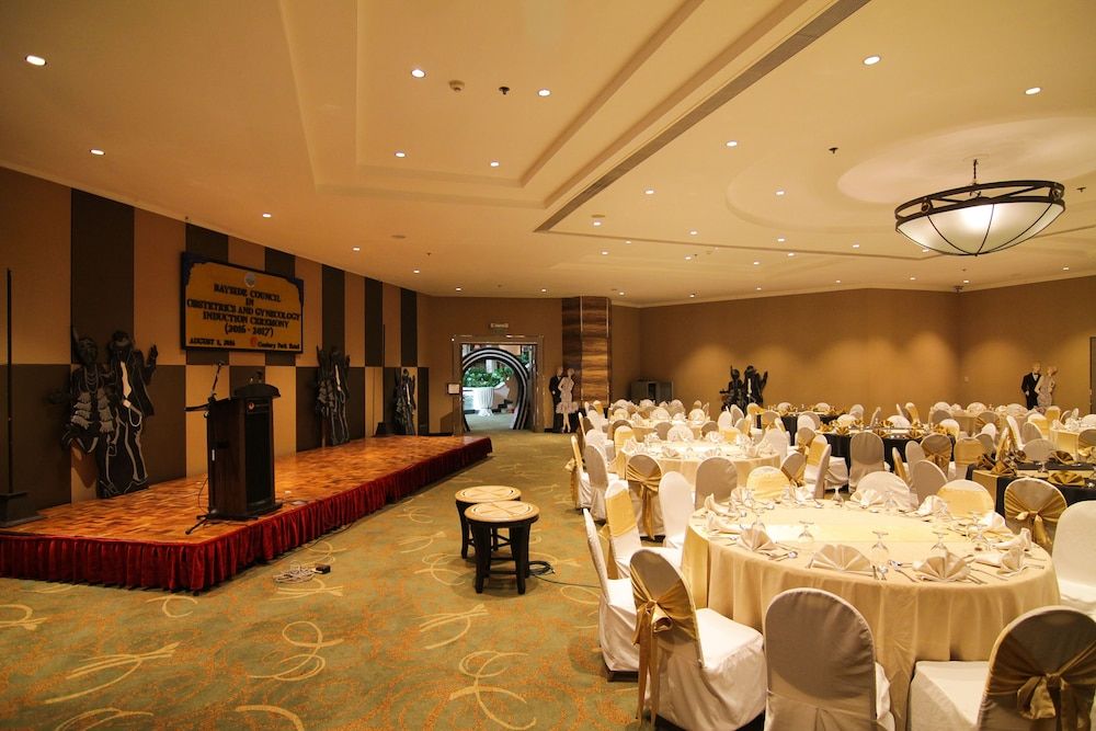 undefined Century Park Hotel 6