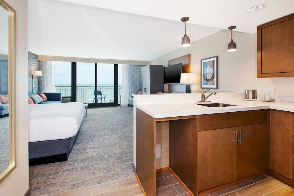 Suite, 1 King Bed