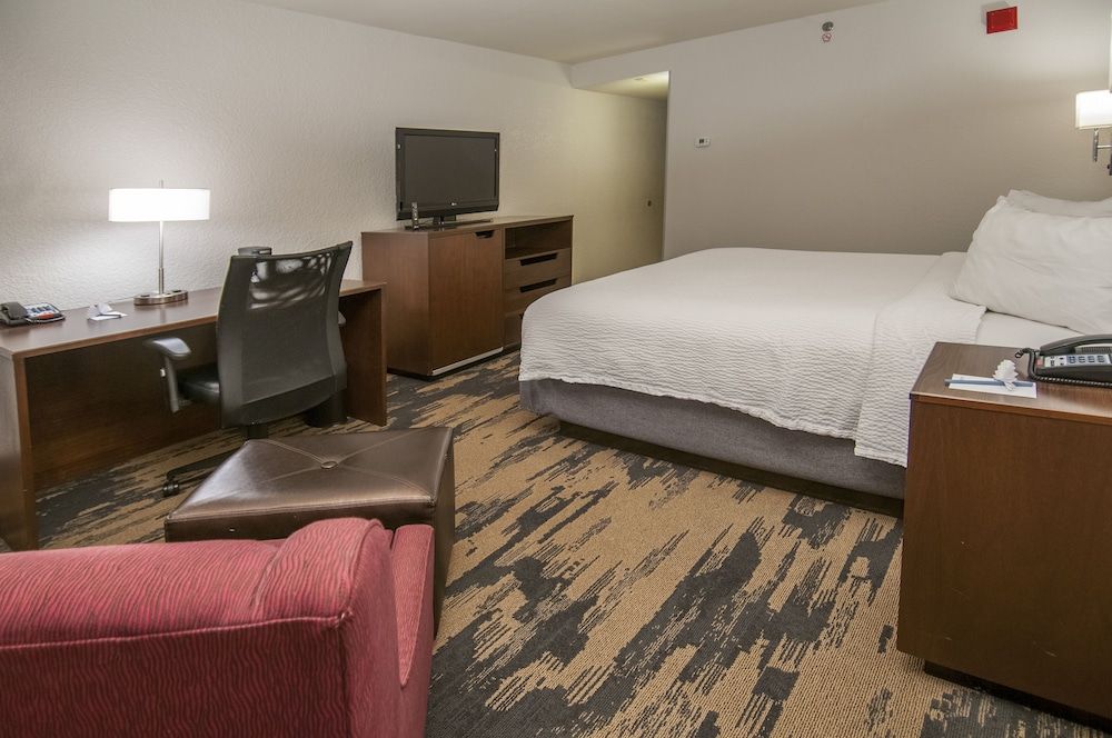 Room, 1 King Bed, Non Smoking