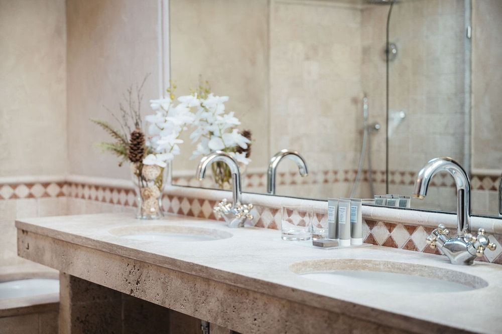 RELAIS MONT BLANC Superior Double Room, Non Smoking 2